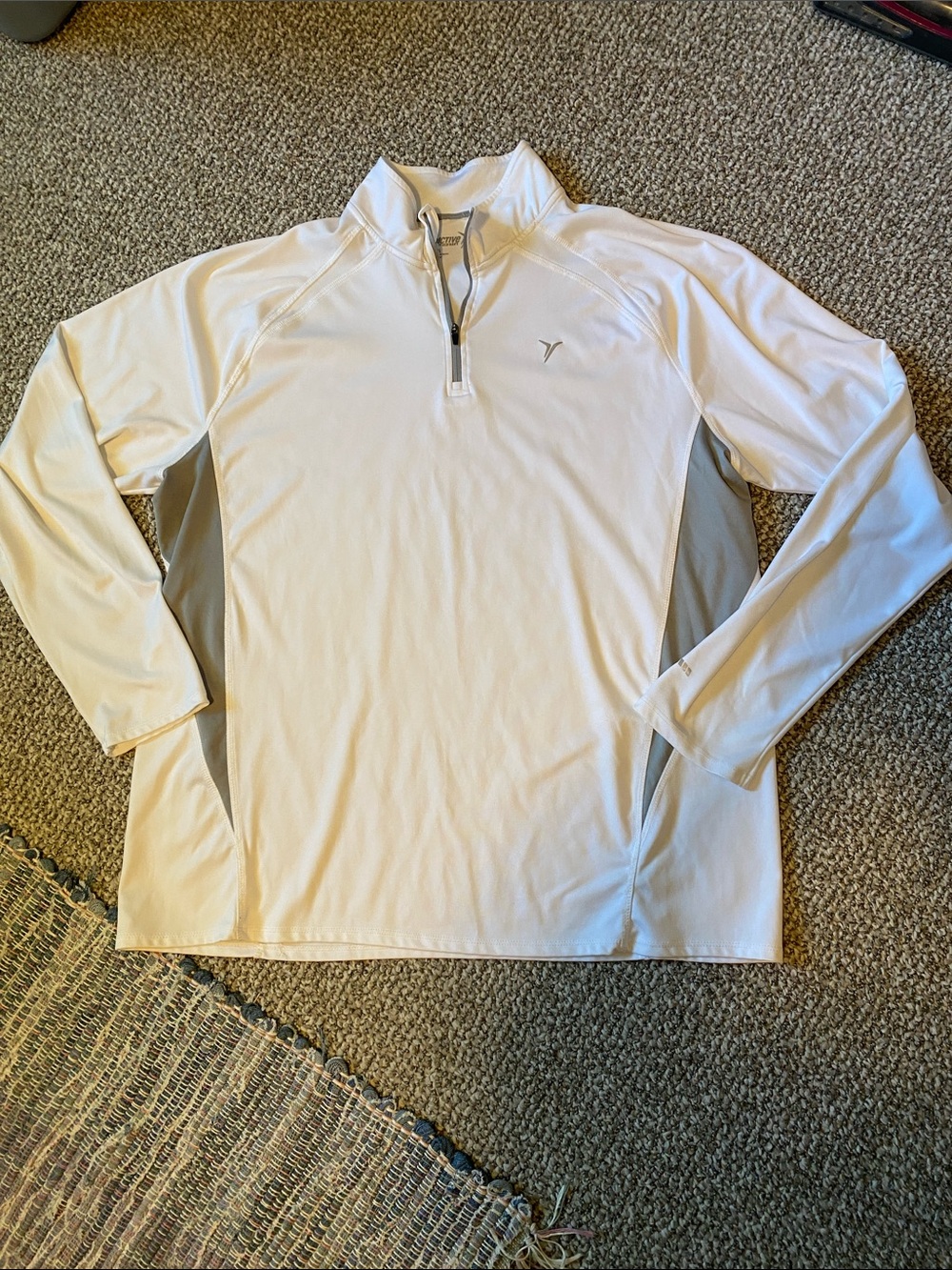 Old Navy White 1/4 Zip Athletic Pullover
